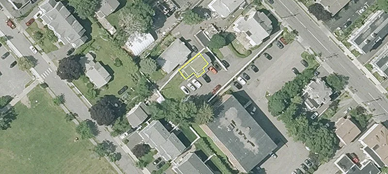 169 Adams St