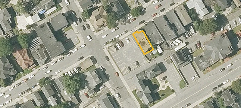 123-127 Franklin St