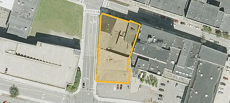 480 Main St, Unit 490