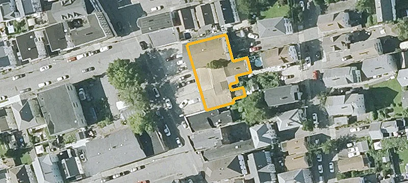 126 County St