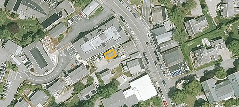 585 Main St
