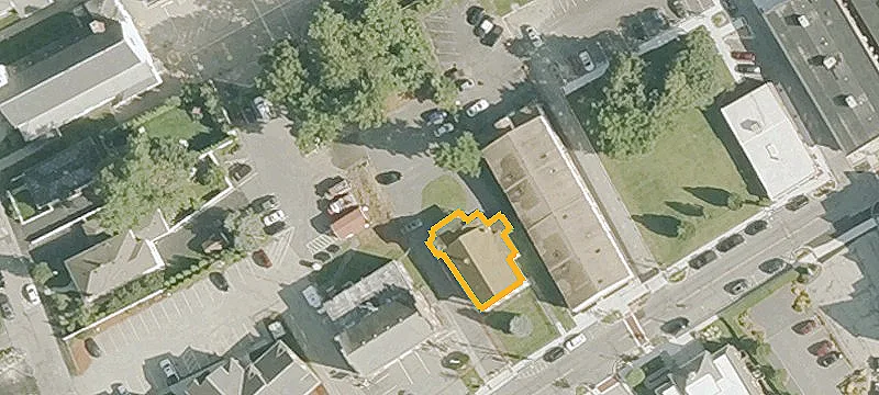 122 Elm St