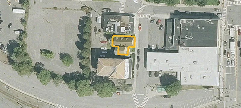 8 Franklin St