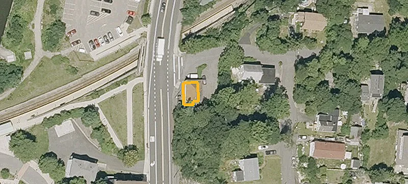 127 Commercial St