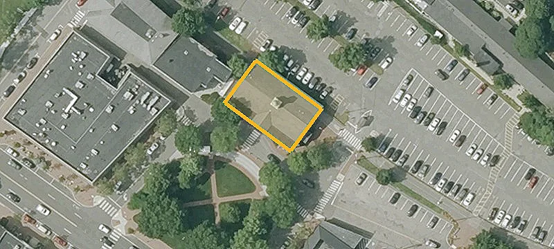 13 Depot Sq
