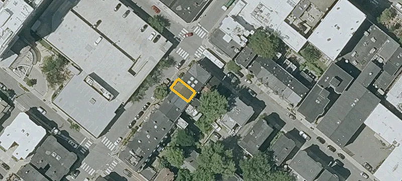 32 Pearl St