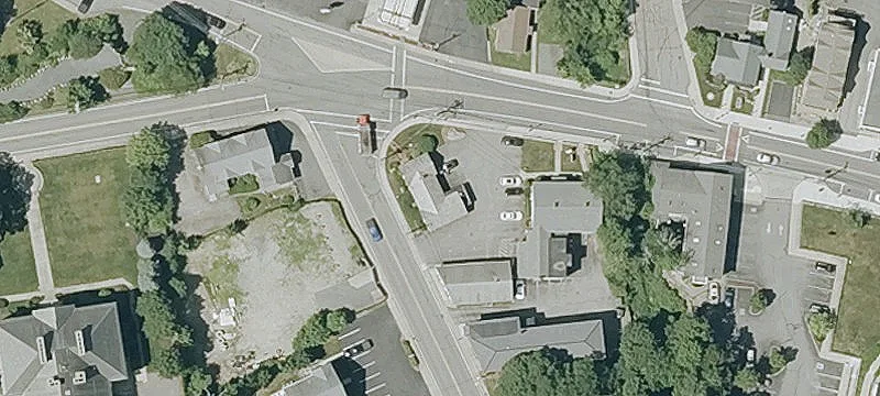 2 Ctr St