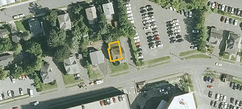 44 Charles St