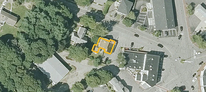 16 Chestnut St