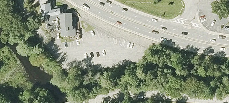407 Main St