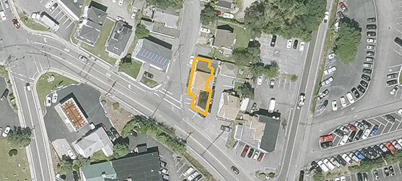 102 Ctr St