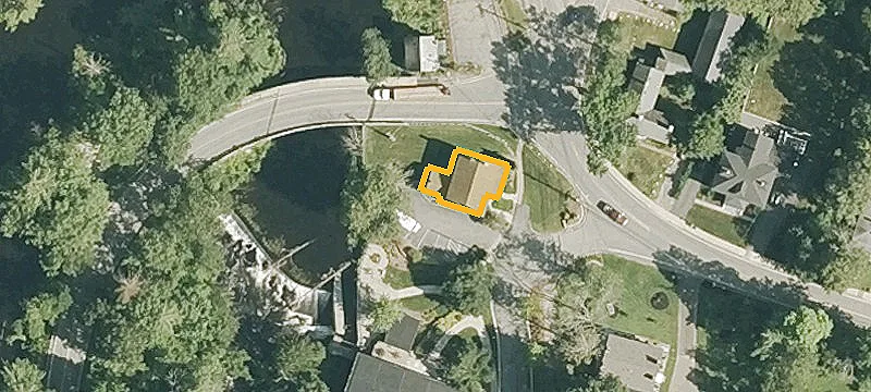 6 Main St