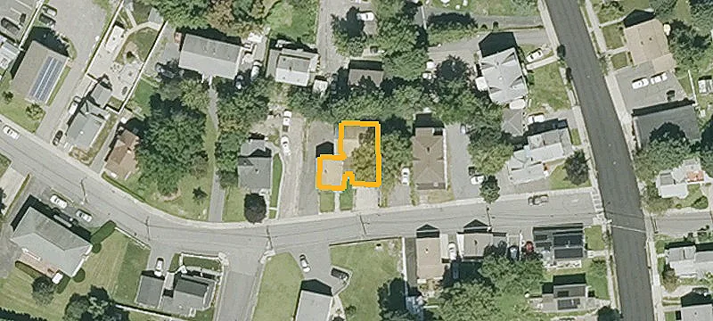 20-22 Chapin St