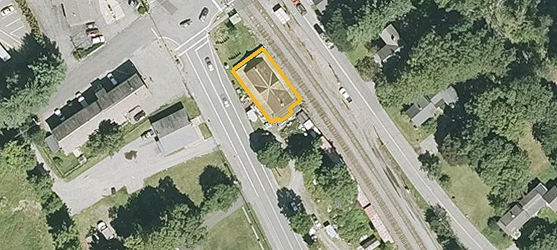 2 Taylor St