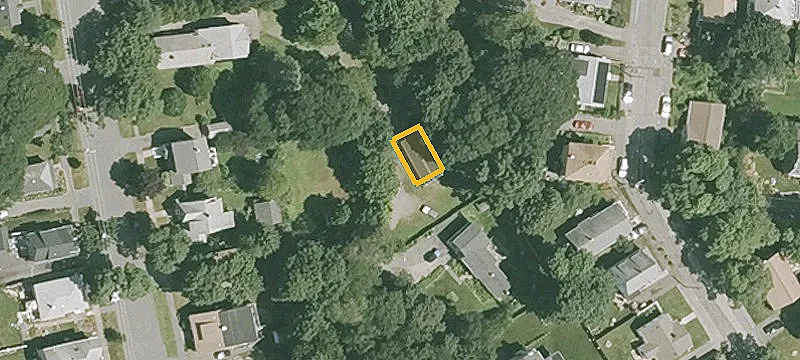 15 Upton Ave