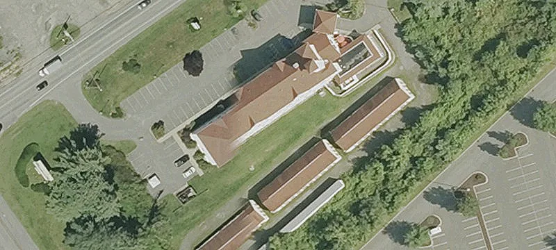 329 Russell St