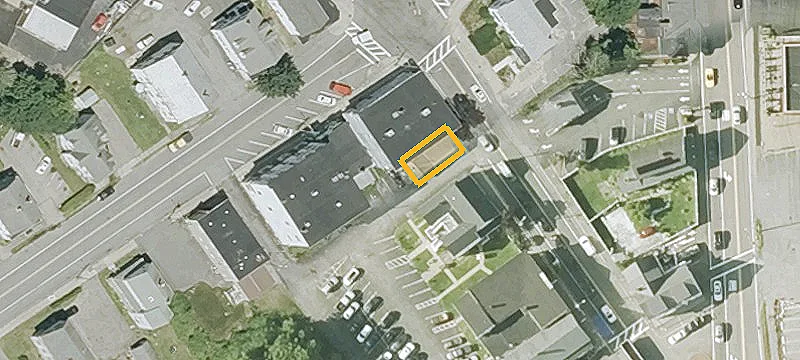 9 Central St