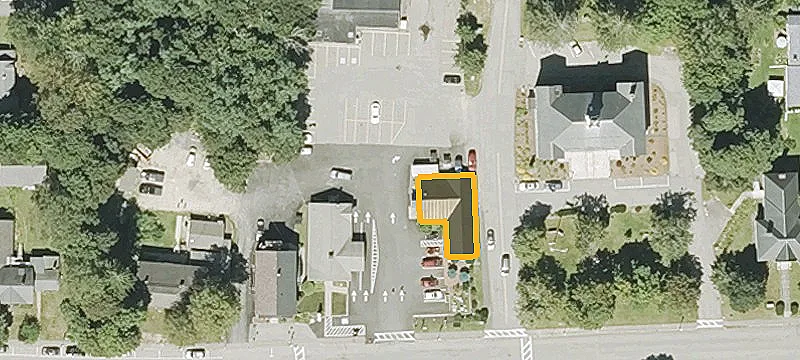 3 Memorial Dr