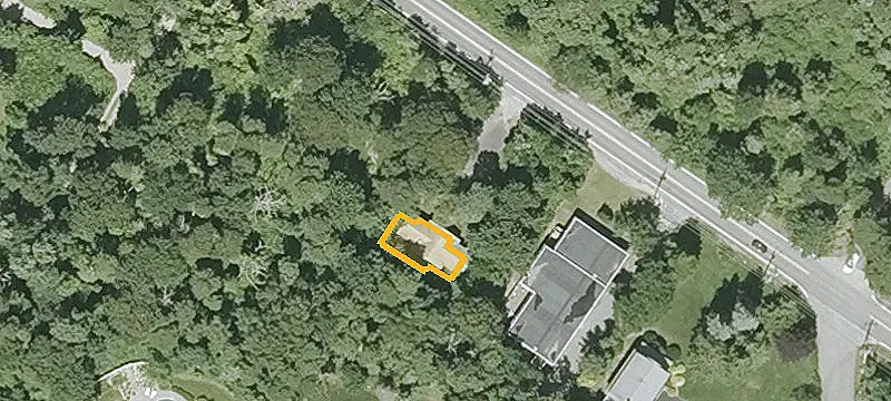 1129 Main St