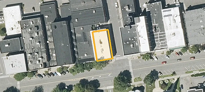 122 Main St