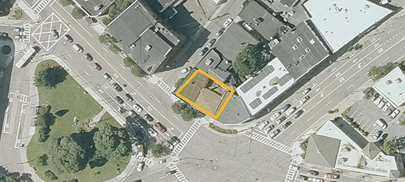 5 Main St