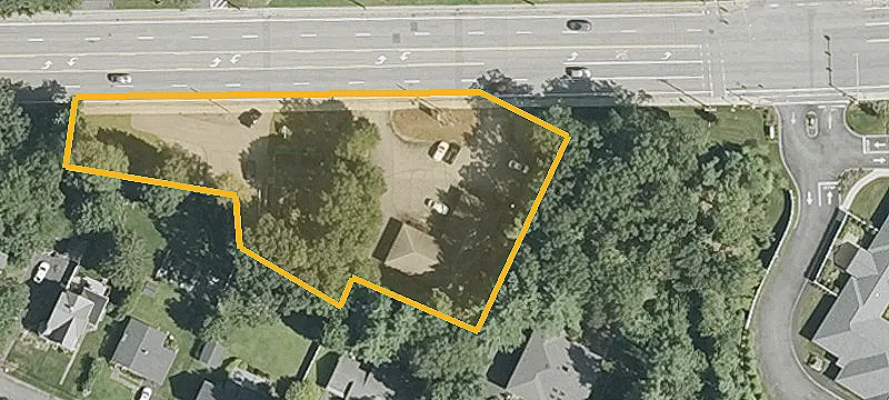 10 Robert Toner Blvd