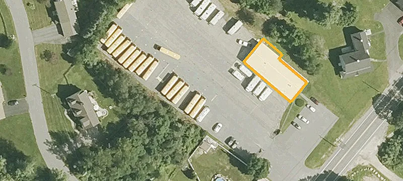 123 Main St