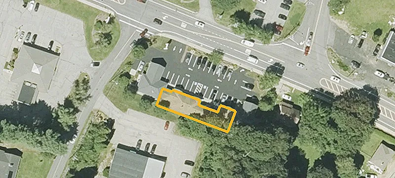 49 Main St