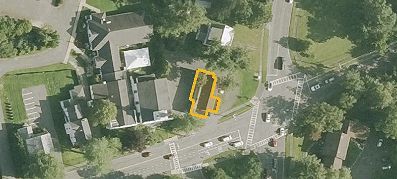 754 Main St