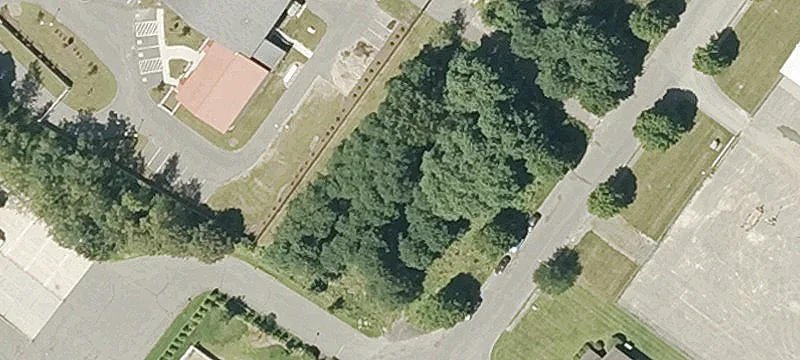 13 Industrial Pkwy