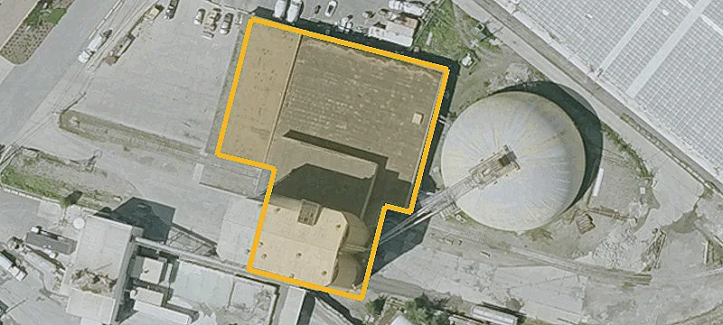 100 Commercial St