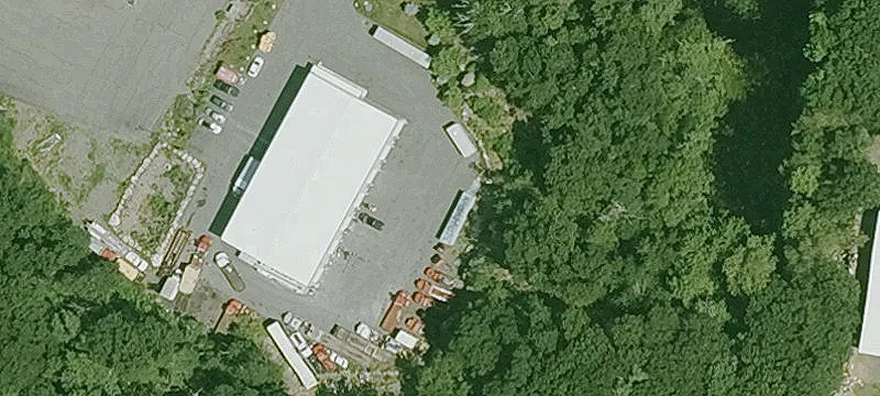 14 Pond Rd