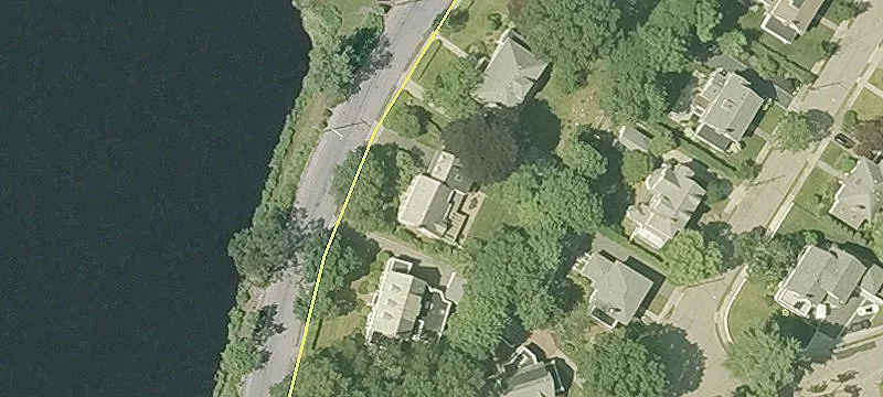 36 Bullough Park