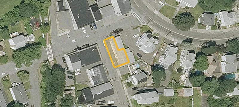 4 Eustis St