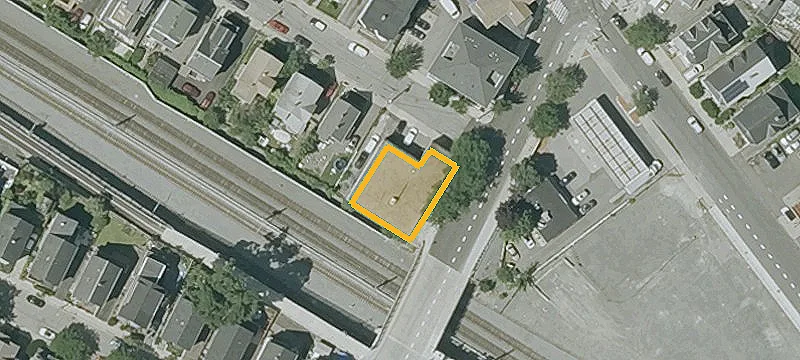 164 School St