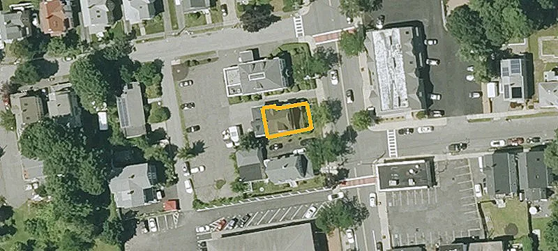 327 Central St