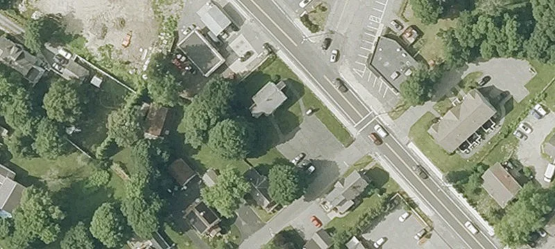 1057 Main St