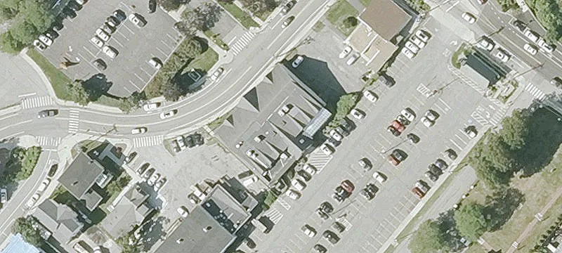 21 Memorial Dr