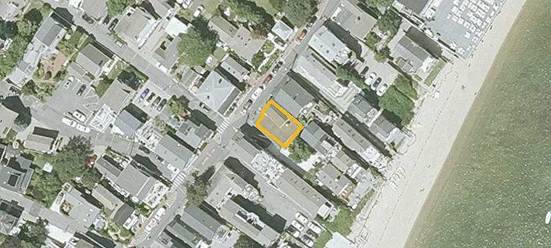 149 Commercial St