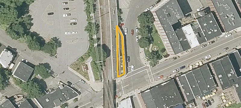 48 Railroad Sq