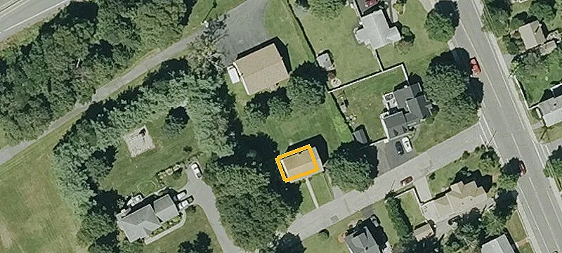 24 Klondike Rd