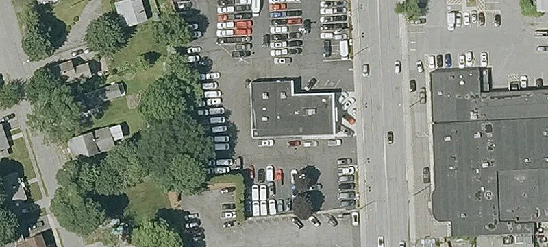 211 Main St