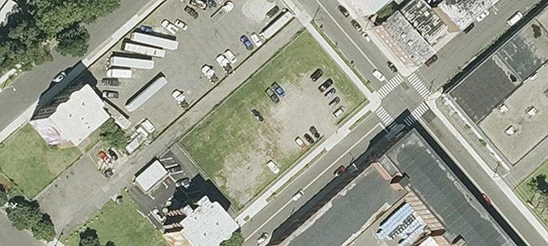643 Summer St