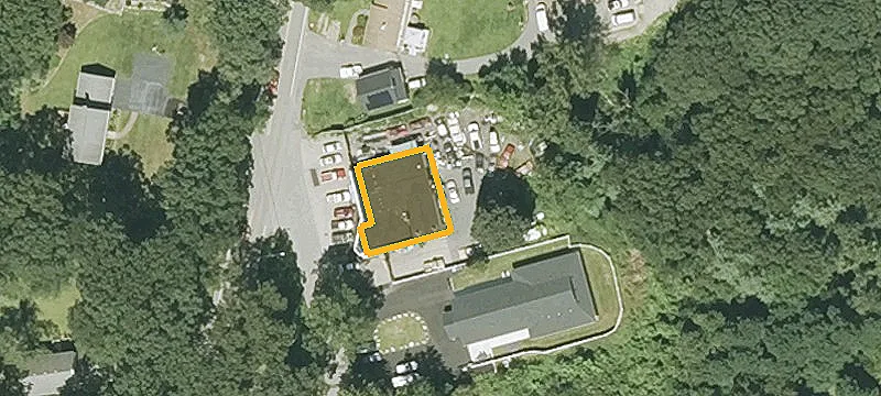 77 School St