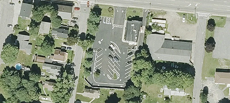 15-17 Sutton Ave