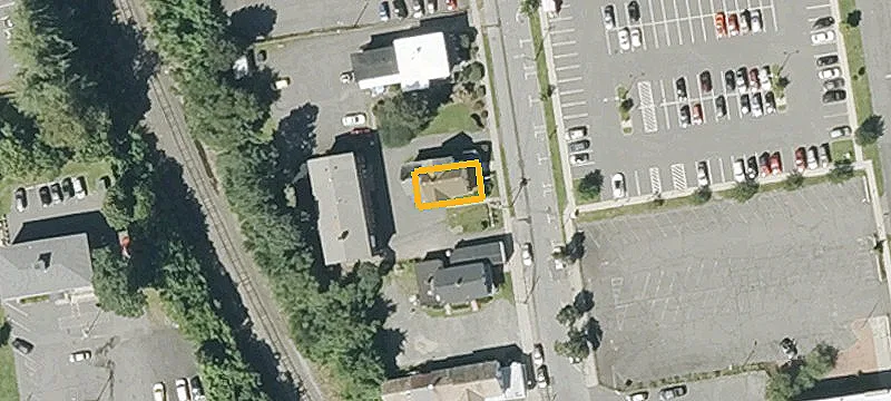 50 Chapman St