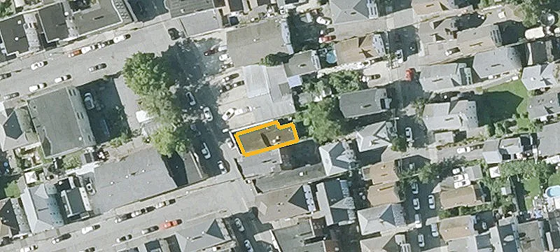124 County St