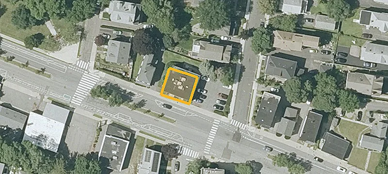 93 Concord Ave