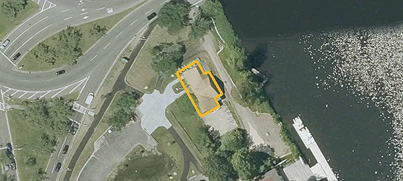 3 Greenough Blvd