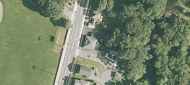 627 High St